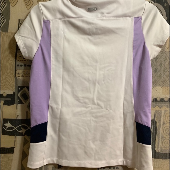 4 tops bundle - Picture 2 of 9